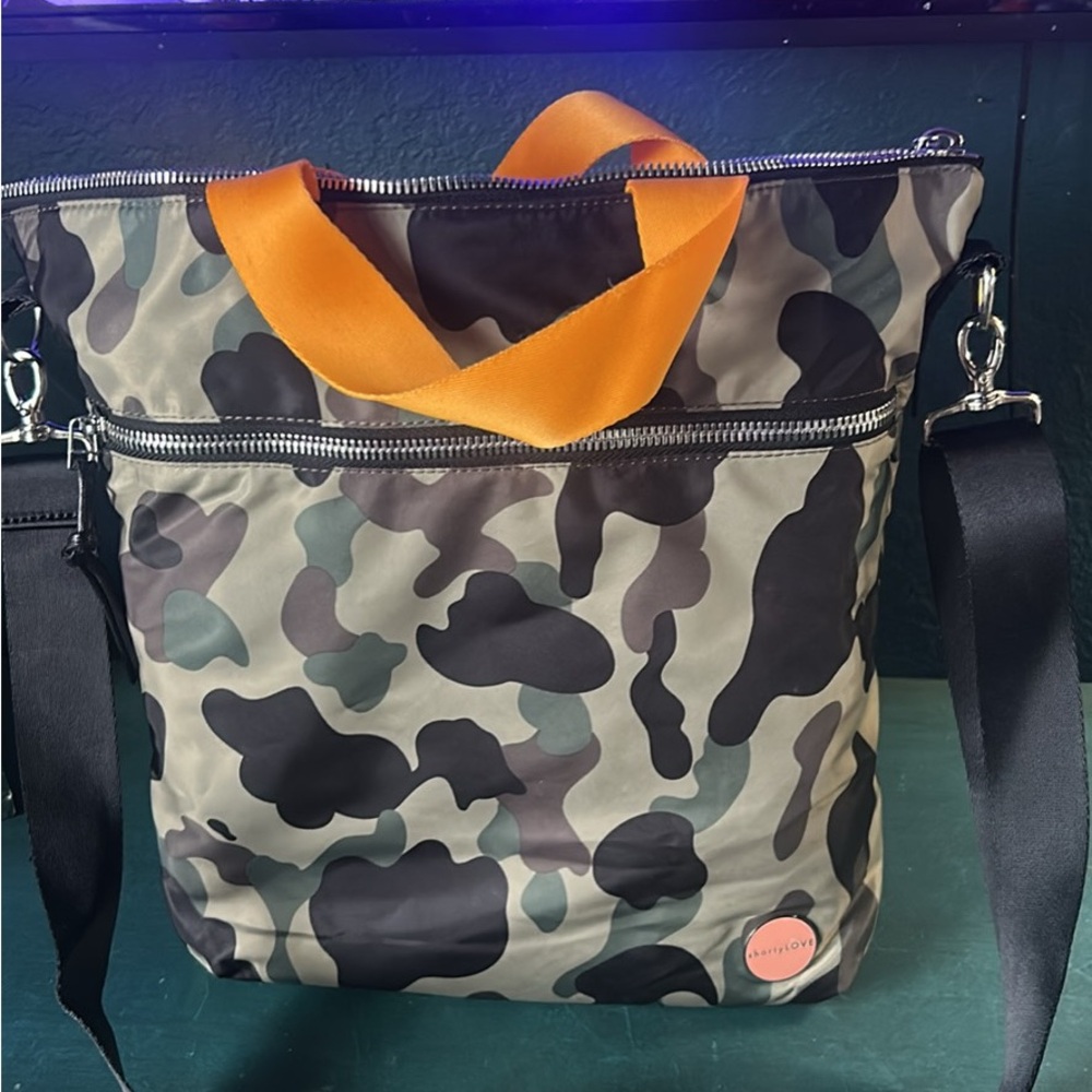 Shorty love Camo cross body / purse Bag with Orange Handles - Picture 2 of 10